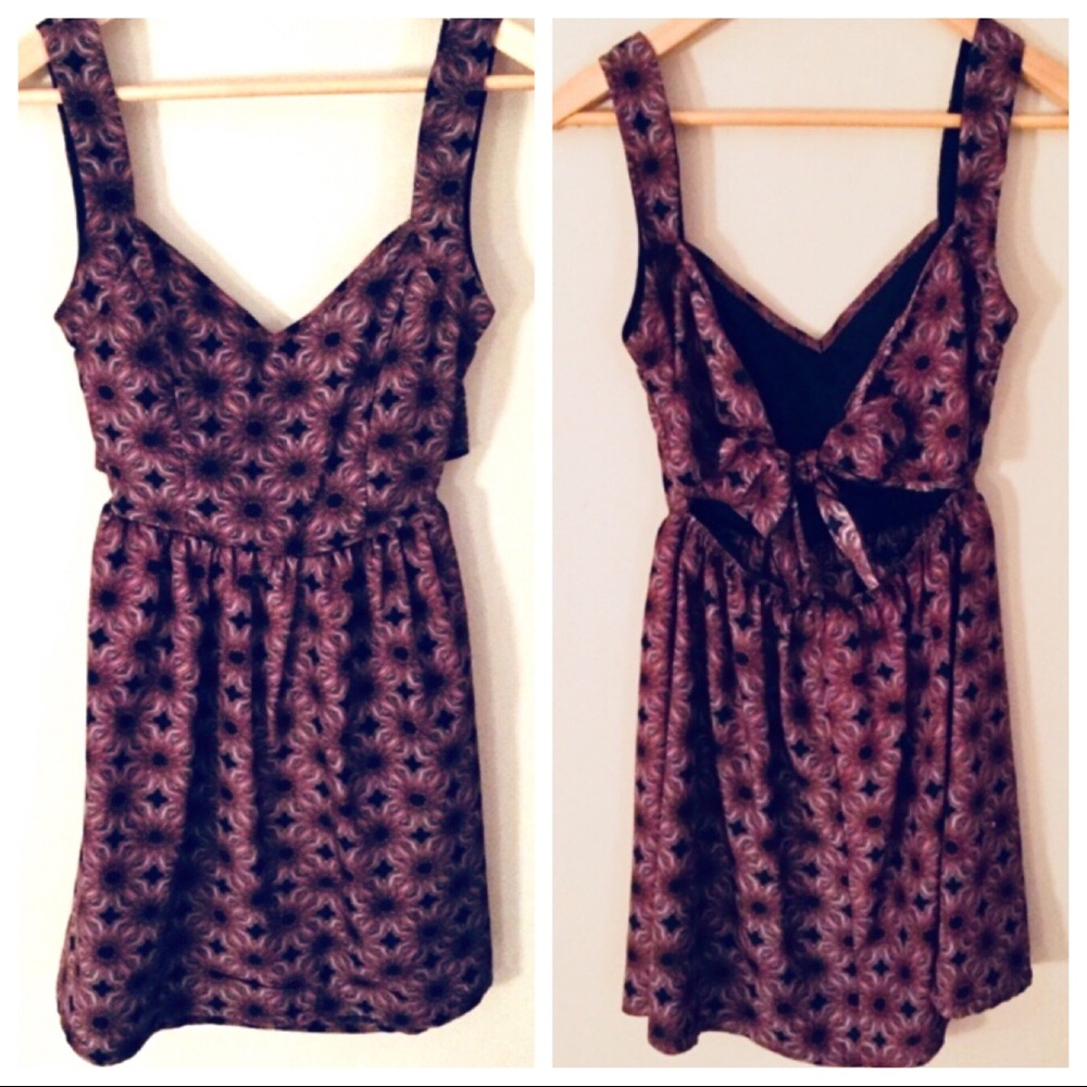 Runway Story Bow Back Sundress Floral Gray Print Cut out